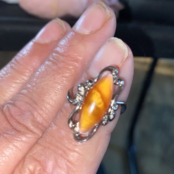 Vintage amber ring size 6 - Picture 2 of 5